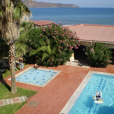 Atlantis Beach Stalós
